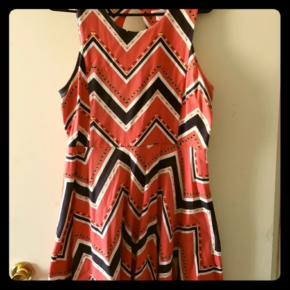 Xhilaration Fit & Flair Sleeveless Dress in a Chevron Print on Pink Size XXL